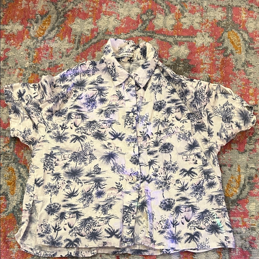 Linen Blouse - Abercrombie & Fitch -Hawaiian blue & white print - Picture 2 of 11